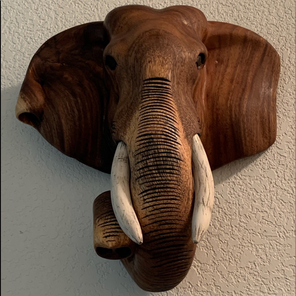 Humphrey carved wooden elephant